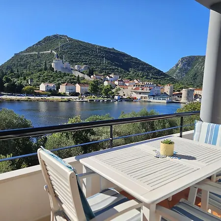 Waterfront Oasis-3 By Interhome شقة