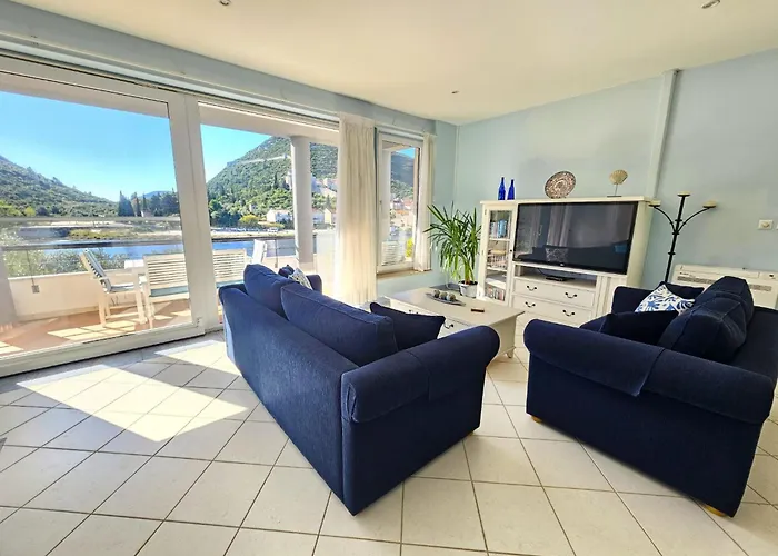 Waterfront Oasis-3 By Interhome